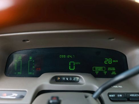 Used 2002 Mercury Grand Marquis LS image 30