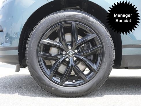 Used 2026 Land Rover Range Rover Velar S AWD/4WD image 34