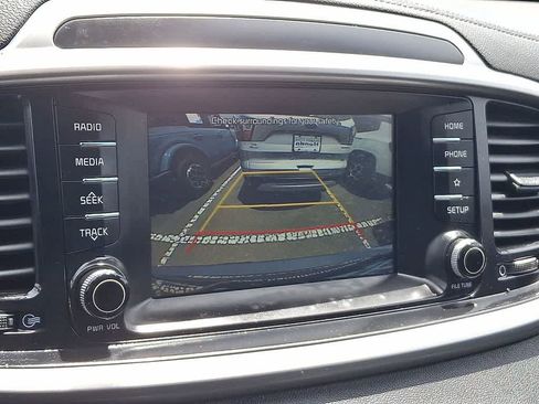 Used 2020 Kia Sorento EX FWD image 15