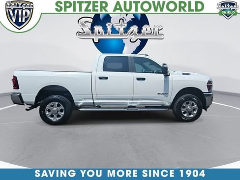 Used 2026 RAM 2500 Big Horn AWD/4WD image 9