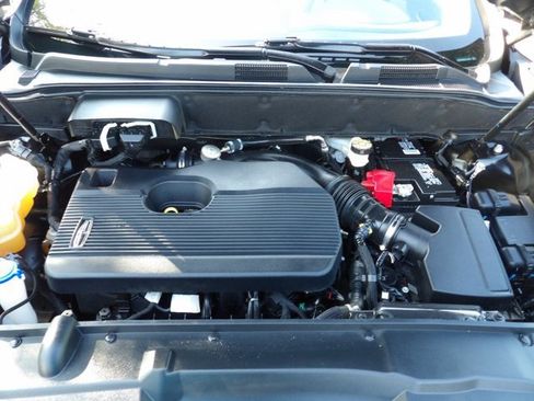Used 2020 Lincoln Nautilus Reserve w/ Equipment Group 201A FWD image 28