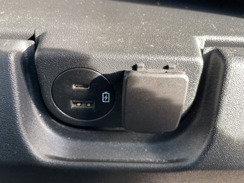 Used 2021 Ford F150 XLT w/ Equipment Group 302A High image 38