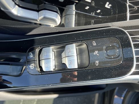 Used 2023 Mercedes-Benz S 580 4MATIC Sedan image 15