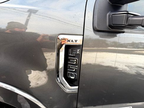 Used 2020 Ford F350 XLT w/ Tremor Off-Road Package image 11