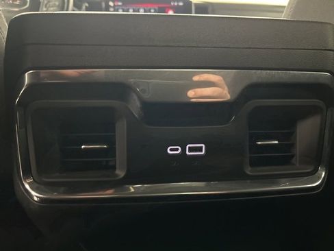 Used 2022 GMC Sierra 1500 Elevation image 25