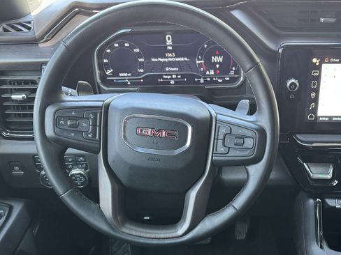 Used 2024 GMC Sierra 1500 AT4 w/ Technology Package AWD/4WD image 18