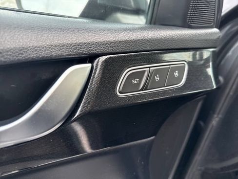 Used 2021 Hyundai Palisade Limited w/ Cargo Package AWD/4WD image 9