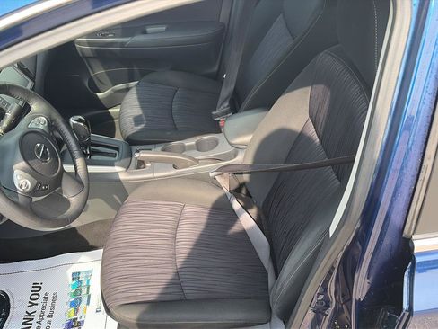 Used 2019 Nissan Sentra SV FWD image 9