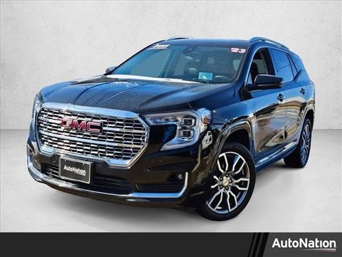 Used 2023 GMC Terrain Denali image 1