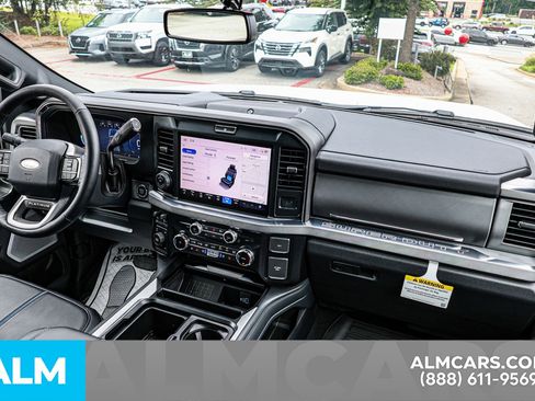 Used 2025 Ford F450 Platinum image 30