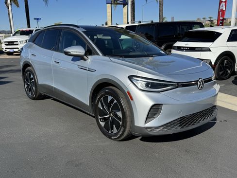 Certified 2021 Volkswagen ID.4 Pro S w/ ID.4 Protection Package image 2