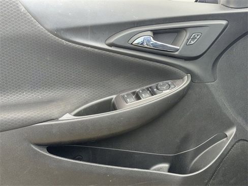 Used 2023 Chevrolet Malibu LT image 25