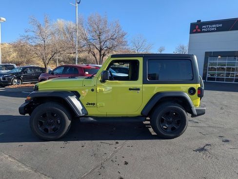 Used 2023 Jeep Wrangler Sport image 7
