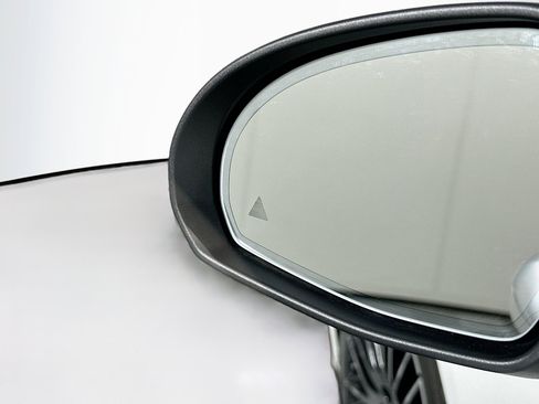 Used 2024 Mercedes-Benz C 300 Sedan image 16