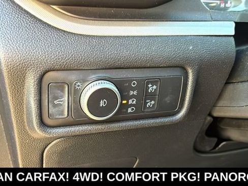 Used 2020 Ford Explorer XLT w/ Equipment Group 202A AWD/4WD image 12