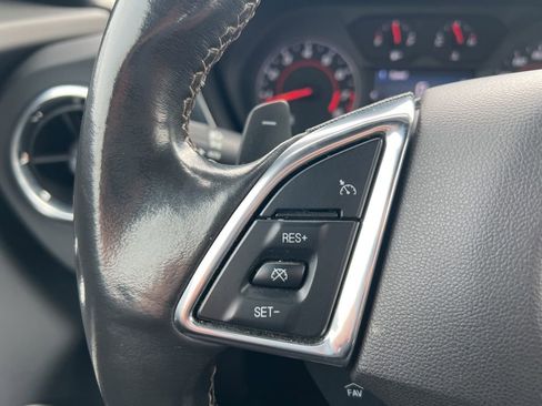 Used 2023 Chevrolet Camaro LT image 15