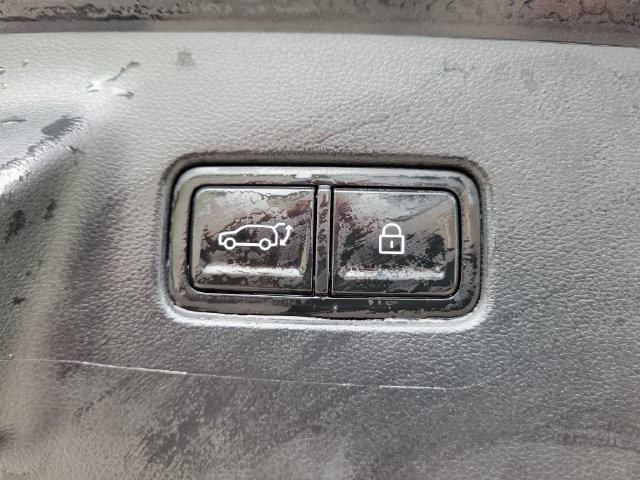 Used 2024 Hyundai Santa Fe Limited FWD image 15
