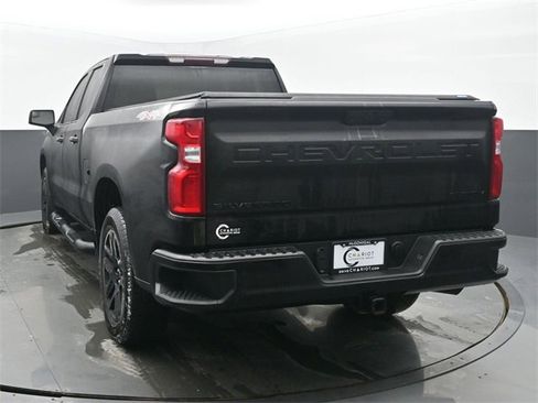 Used 2021 Chevrolet Silverado 1500 Custom w/ Rally Edition image 4