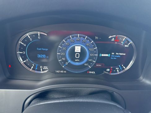 Used 2020 Cadillac Escalade Luxury RWD image 8