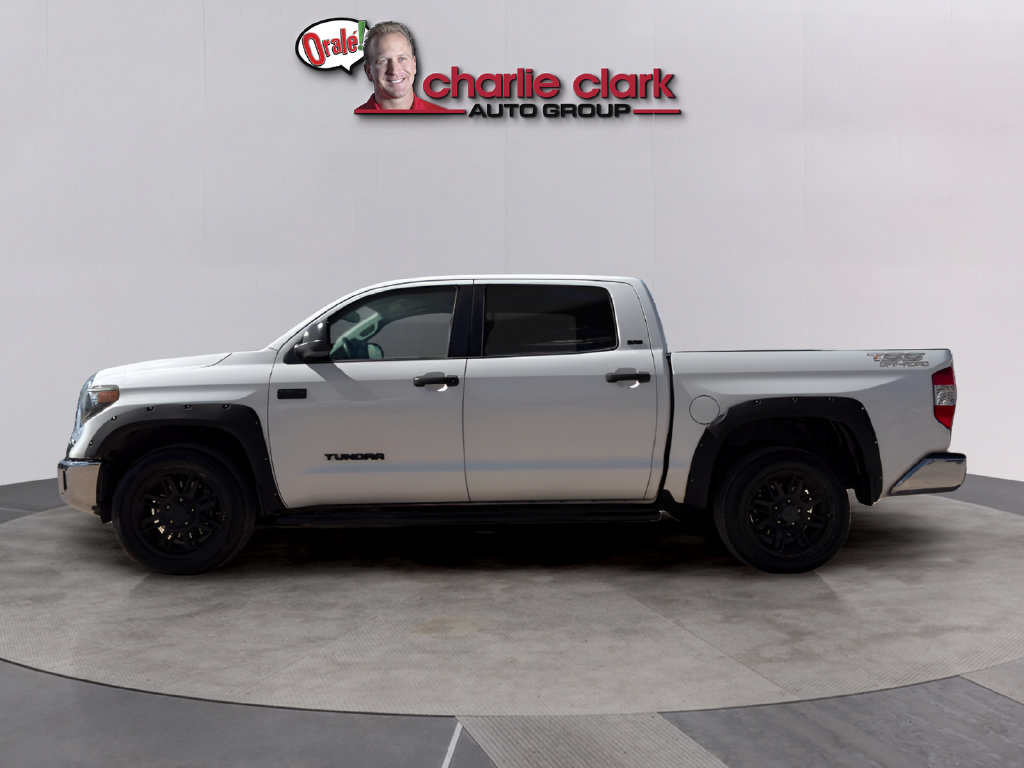 Used 2021 Toyota Tundra SR5 w/ SR5 Upgrade Package RWD image 2