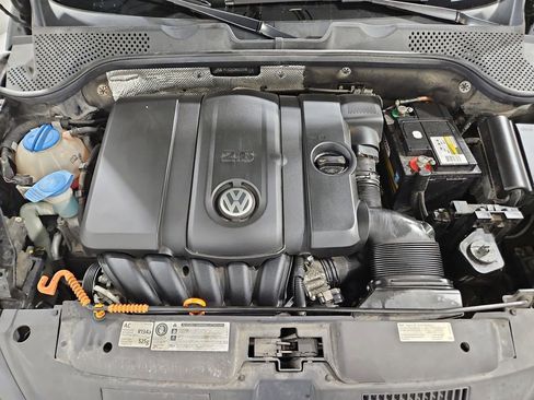 Used 2012 Volkswagen Beetle 2.5 image 19