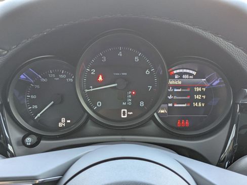 New 2026 Porsche Macan image 16