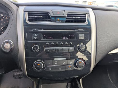 Used 2015 Nissan Altima 2.5 S w/ Power Driver Seat Package FWD image 15