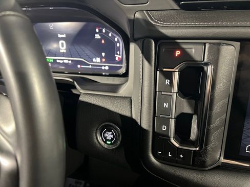 Used 2023 GMC Yukon XL Denali image 39