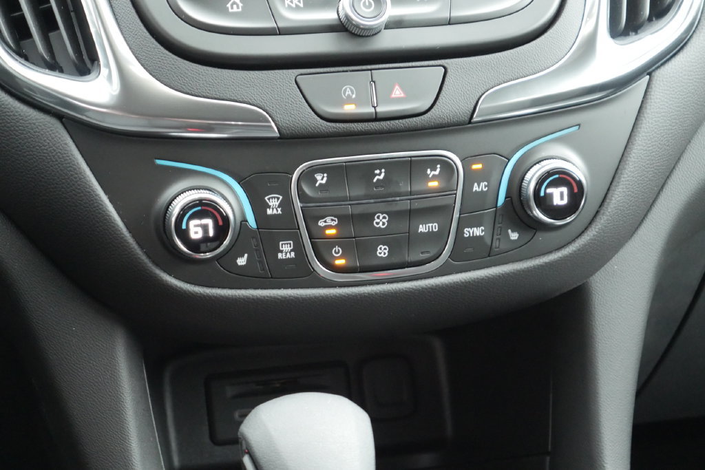 Used 2024 Chevrolet Equinox LT FWD image 21