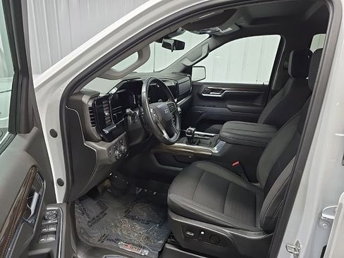Used 2023 Chevrolet Silverado 1500 RST AWD/4WD image 28