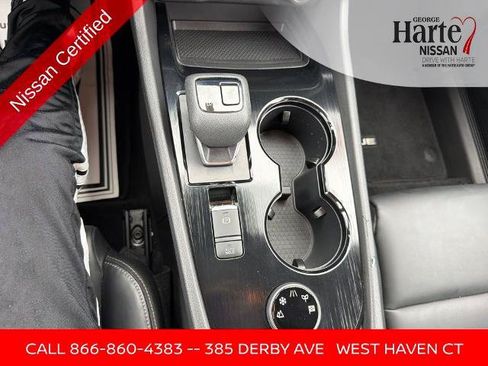 Certified 2023 Nissan Rogue SV w/ SV Premium B Package AWD/4WD image 17