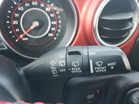 Used 2020 Jeep Wrangler Unlimited Rubicon AWD/4WD image 28