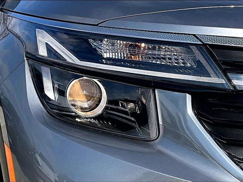 Used 2024 Kia Seltos S image 28