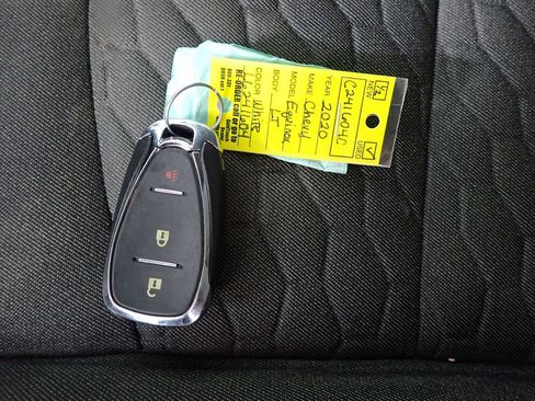 Used 2020 Chevrolet Equinox LT image 34