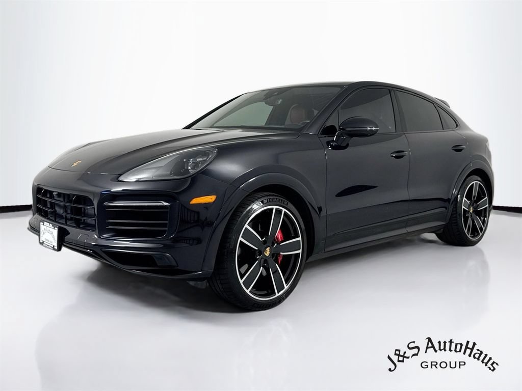 Used 2022 Porsche Cayenne GTS AWD/4WD image 3