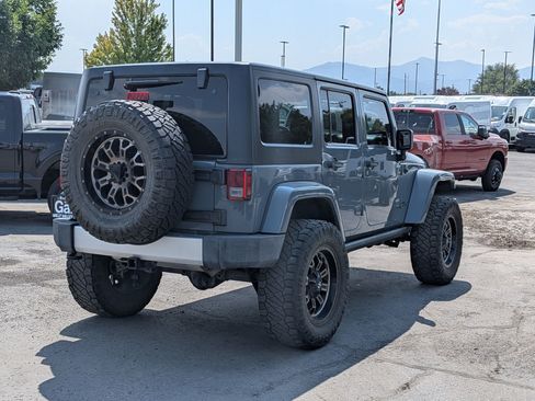 Used 2014 Jeep Wrangler Unlimited Sahara w/ Max Tow Package AWD/4WD image 3