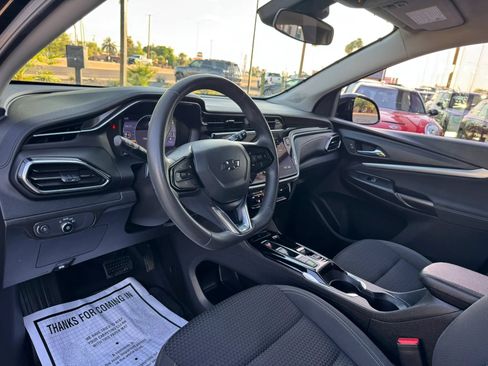 Used 2023 Chevrolet Bolt EUV LT w/ Redline Edition FWD image 17
