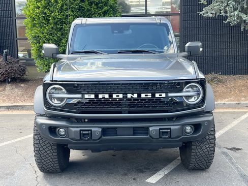 Used 2023 Ford Bronco Wildtrak image 3