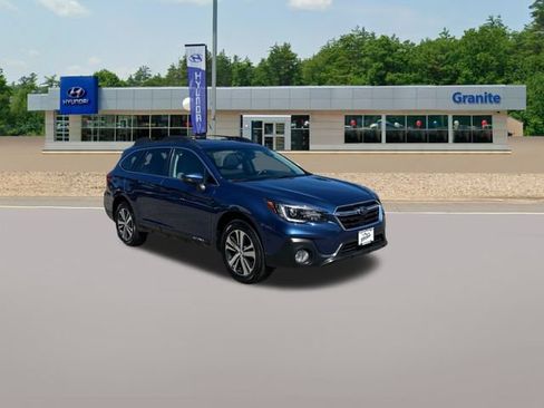 Used 2019 Subaru Outback 2.5i Limited AWD/4WD image 4