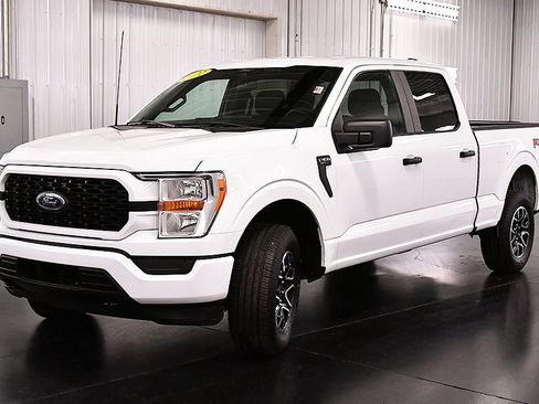Used 2022 Ford F150 XL w/ STX Appearance Package image 3