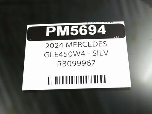 Used 2024 Mercedes-Benz GLE 450 4MATIC w/ AMG Line Exterior image 34