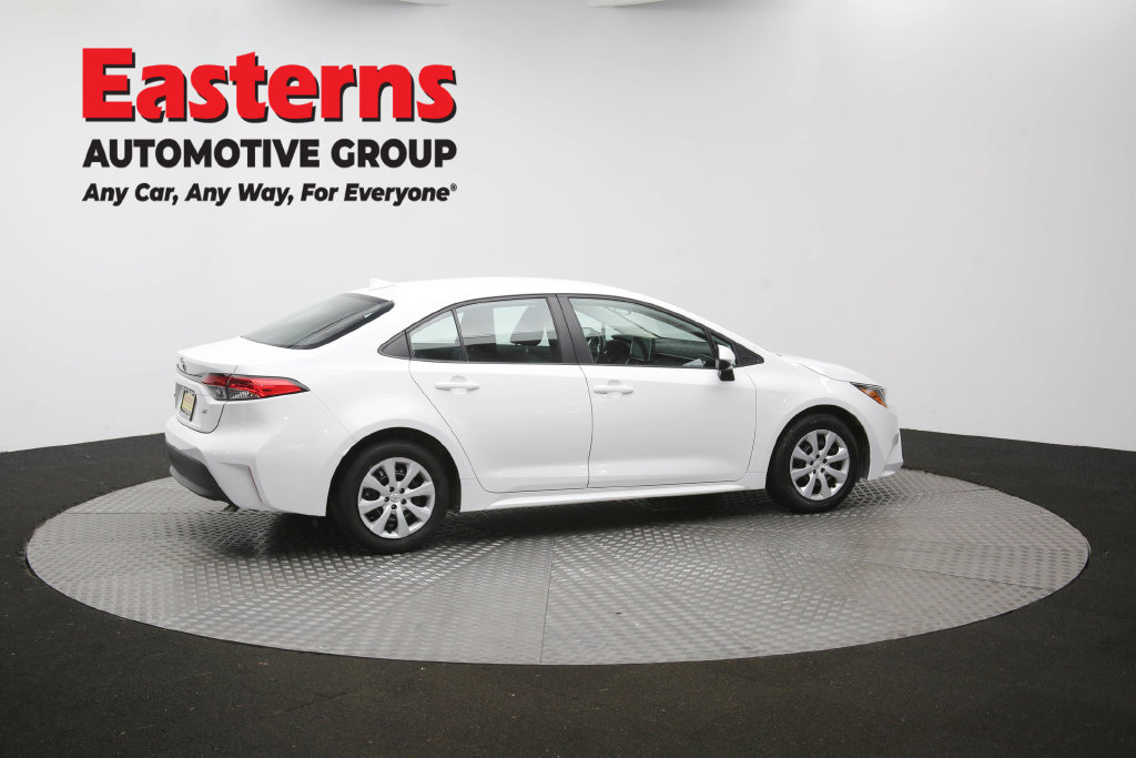 Used 2024 Toyota Corolla LE FWD image 45