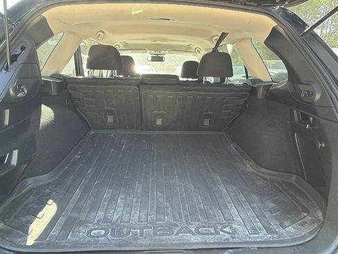 Used 2016 Subaru Outback 2.5i Premium AWD/4WD image 13