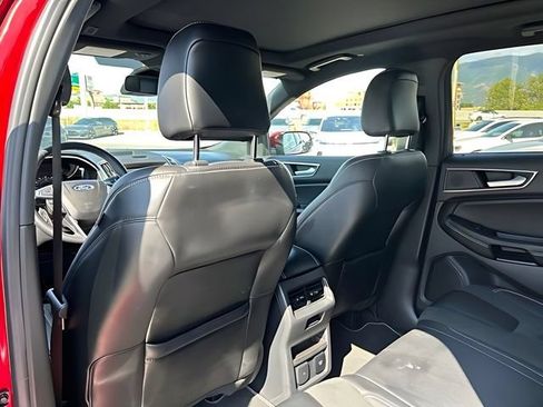 Used 2020 Ford Edge ST w/ Equipment Group 401A AWD/4WD image 18