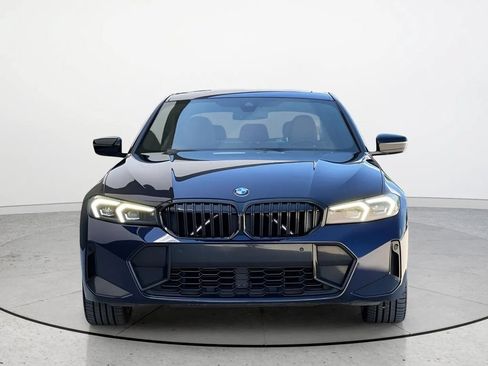Used 2023 BMW 330i xDrive Sedan w/ M Sport Package AWD/4WD image 4