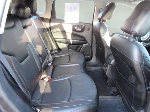 Used 2021 Jeep Compass Limited w/ Sun and Sound Group image 38