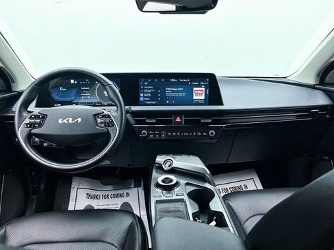 Used 2022 Kia EV6 Wind image 29