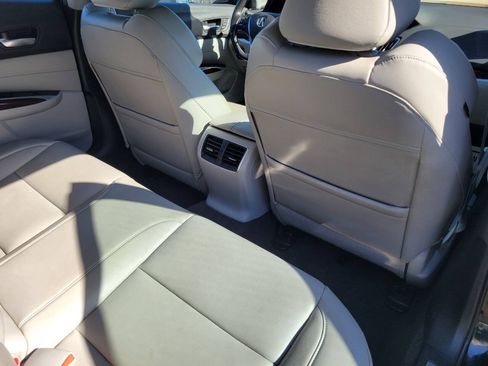 Used 2016 Acura TLX FWD image 30
