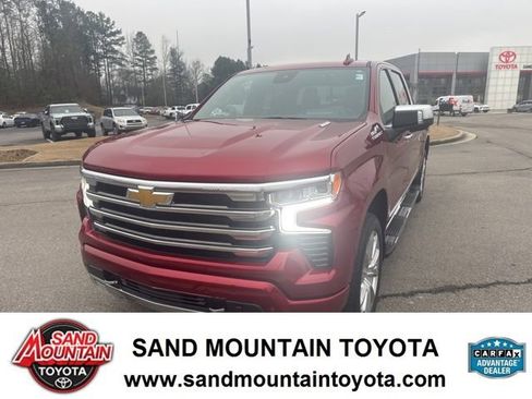 Used 2024 Chevrolet Silverado 1500 High Country w/ High Country Premium Package image 7