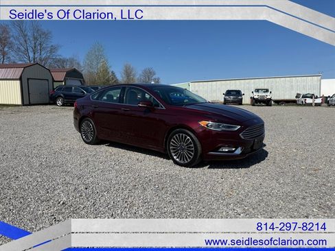 Used 2017 Ford Fusion SE w/ Fusion SE Technology Package image 3